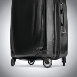 Samsonite Winfield 3 DLX Carry-On 20-Inch 4-Wheel Carry-On Luggage -Cheap Voyage Vault Store 534fa44ec191d9798dcef9e7c2fed96f157d1f6c2e341969f3f96604d34ddf5c 94b7f3cb 8687 4c5f b52c f3ff5bb4b72e