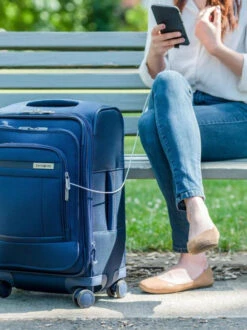 Samsonite Insignis Carry On Expandable Spinner -Cheap Voyage Vault Store 7cc935 e0c91a9b3fe04b73ac3554dd203b2996mv2 1