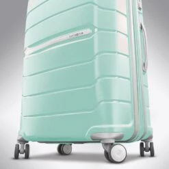 Samsonite Freeform 24" 4-Wheel Medium Luggage