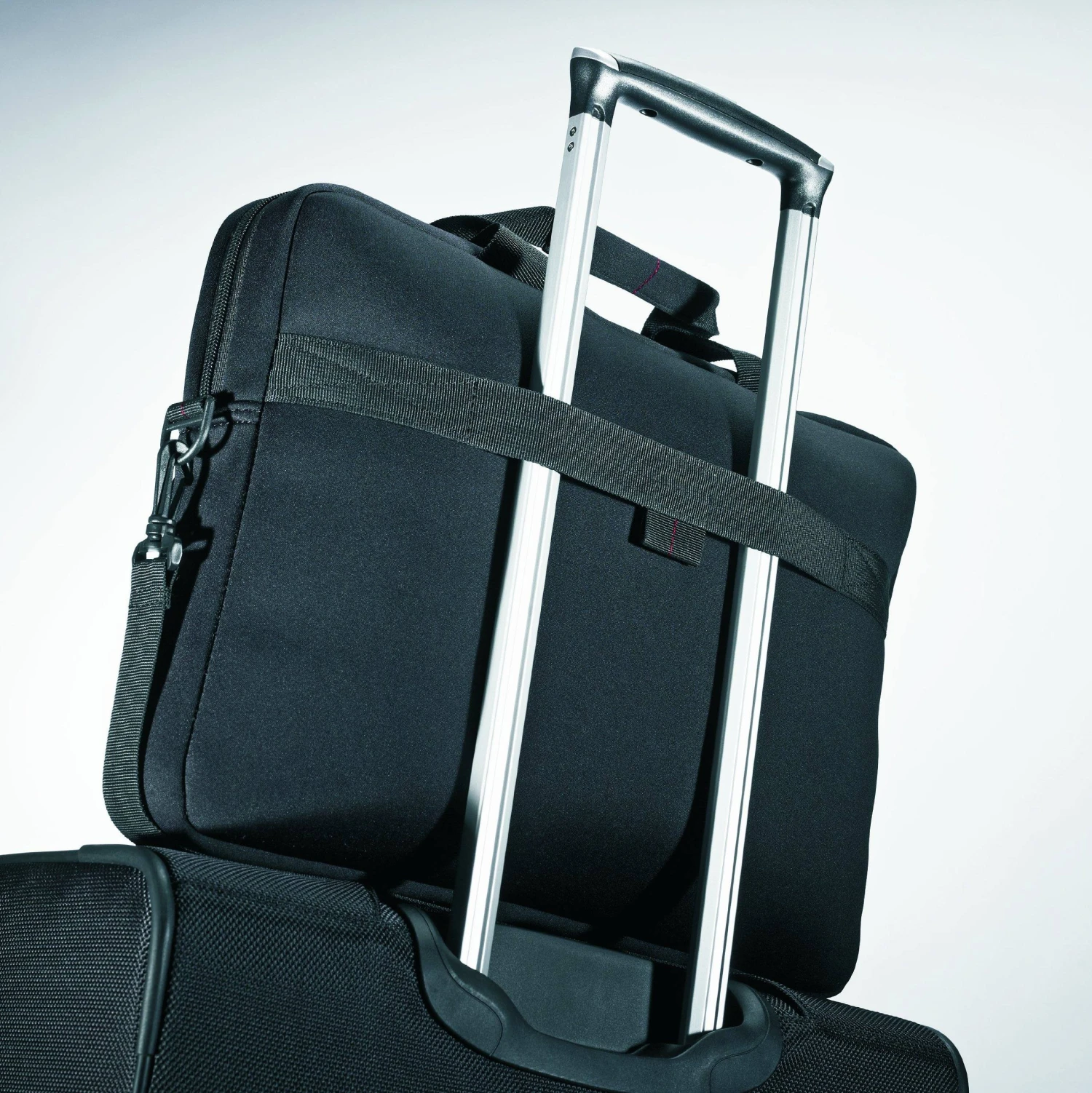 Samsonite Xenon 2 15.6" Slim Briefcase 2 Samsonite Xenon 2 15.6" Slim Briefcase - Image 2