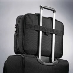 Samsonite Xenon 3.0 Gusset Check-Point Friendly Tech Locker Brief -Cheap Voyage Vault Store c6df570e2df98a0e4ca501070505f1dcb634021543ab6494952f6d052bf5b30e