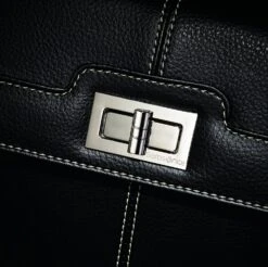 Samsonite Women's Mobile Office -Cheap Voyage Vault Store f64c06ff1cc3e927ad495b4108135600ba5a2a7dc6a8039126381bb3cb723b87